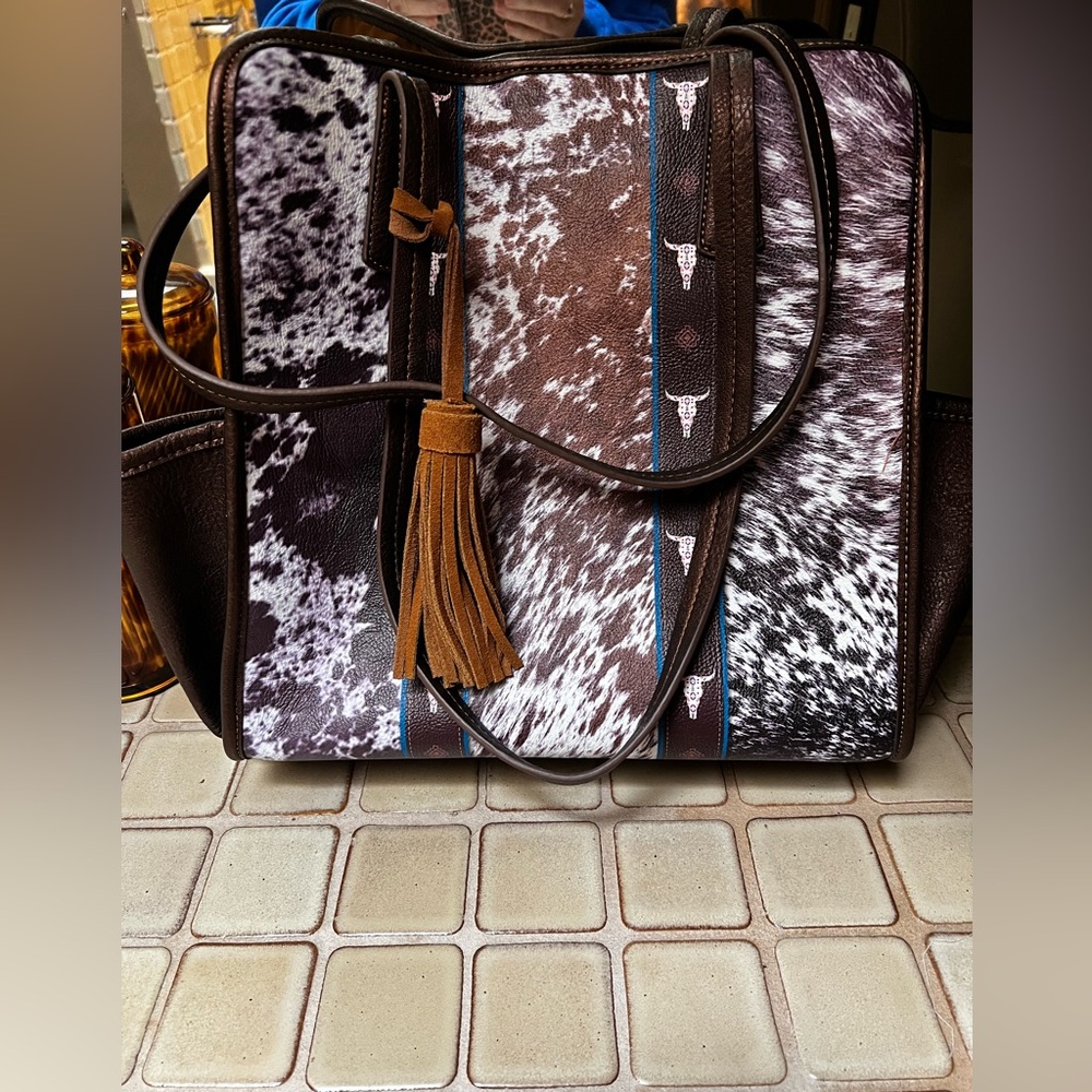 Brown and White Cowhide Pattern Tote Bag catchfly